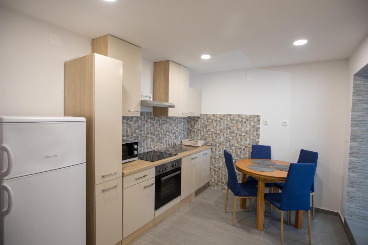 Apartamento Toto Lukovo Šugarje Exterior foto